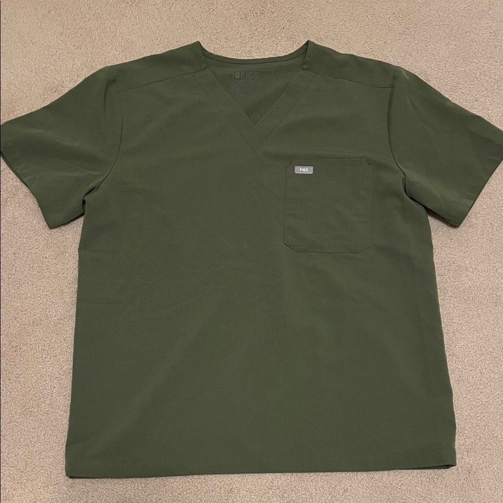 Men’s Figs Leon Scrub Top